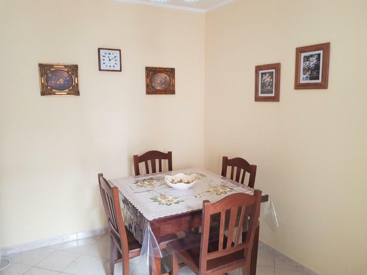 Half House Floridia Exterior foto